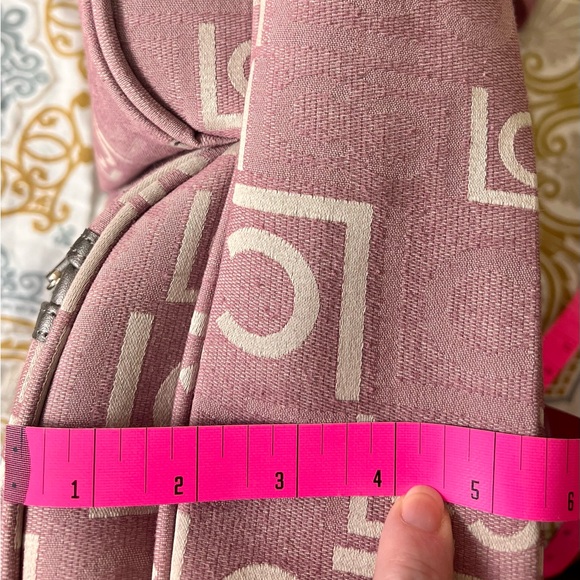 Liz Claiborne Pink Patterned Travel Tote Bag - Picture 10 of 12